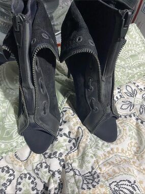 Alexander Wang Black Zip-Front Peep-Toe Ankle Heels Sz 7